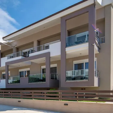 Sithonia Suites Luxury Apartments 4 Beds Nikiti  Exterior photo