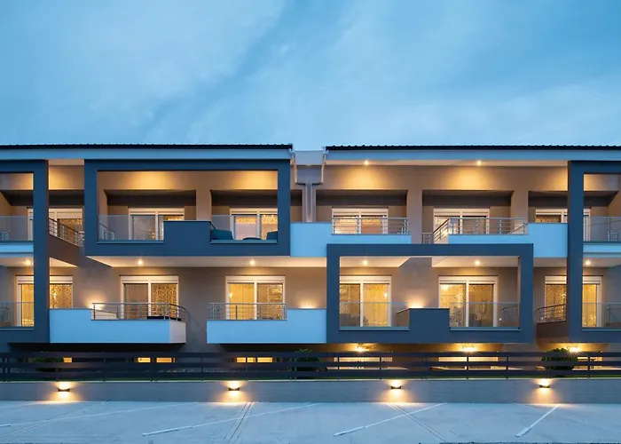 Sithonia Suites Luxury Apartments 4 Beds