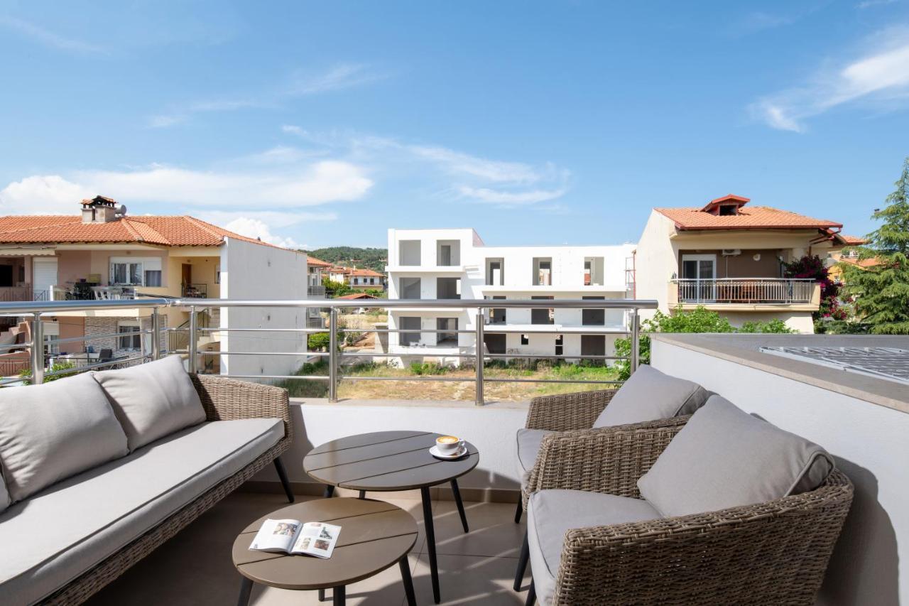 Sithonia Luxury 4 Beds Apartment