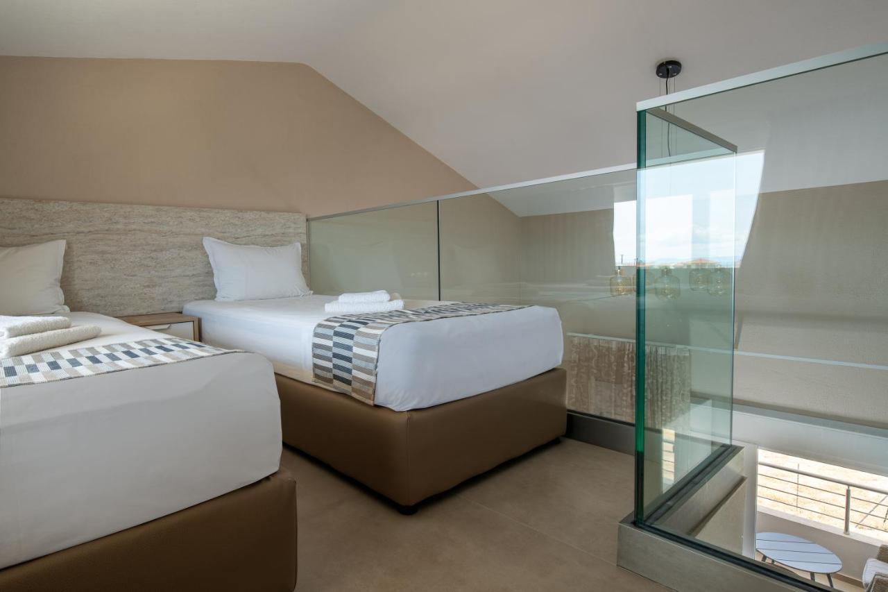 Sithonia Luxury 4 Beds * Nikiti (Sithonia)