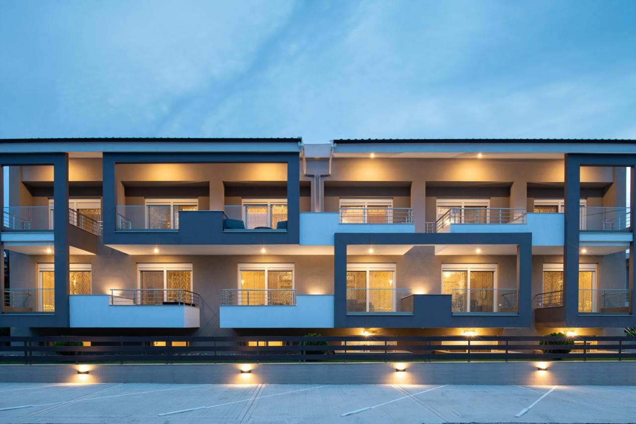 Sithonia Luxury 4 Beds *